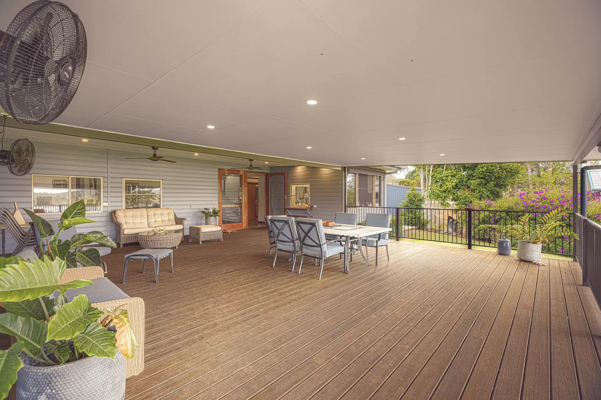 8 Andrews Road, Barrine Sold by Queensland Sotheby's International Realty - image 1