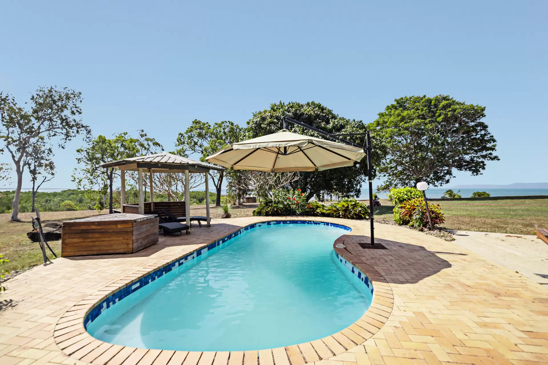 204 Jimmys Rock Road, Midge Point For Sale by Queensland Sotheby's International Realty - image 1