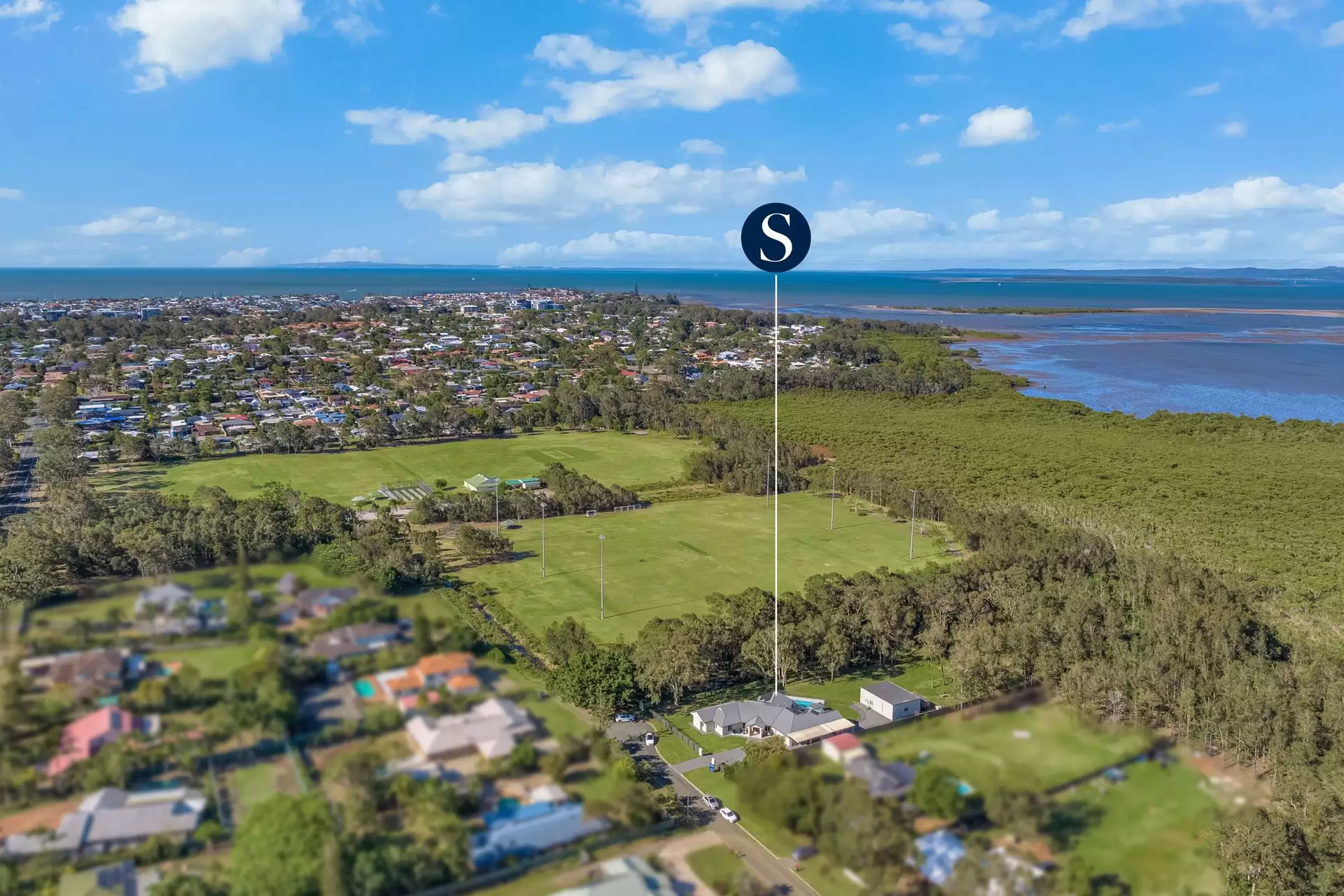 19-23 Cleary Street, Cleveland Sold by Queensland Sotheby's International Realty - image 1
