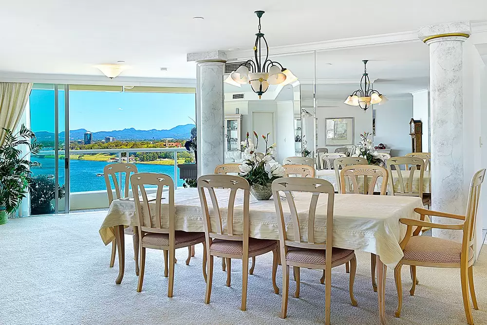 A14-2/75 Brighton Parade, Southport Sold by Queensland Sotheby's International Realty - image 1