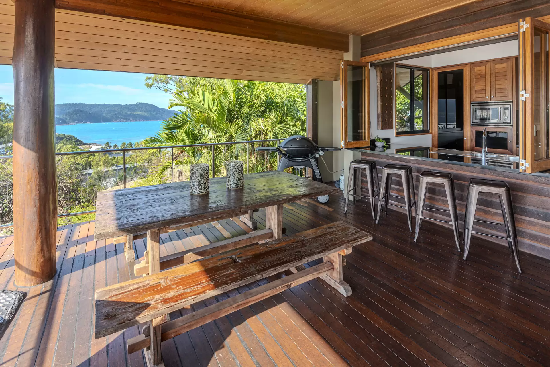 5 Marina Terrace, Hamilton Island Sold by Queensland Sotheby's International Realty - image 1