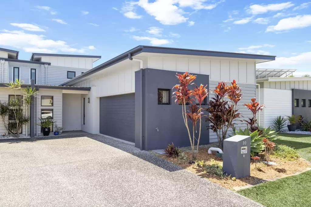 2/10 Hans Boysen Drive, Mudjimba Sold by 
