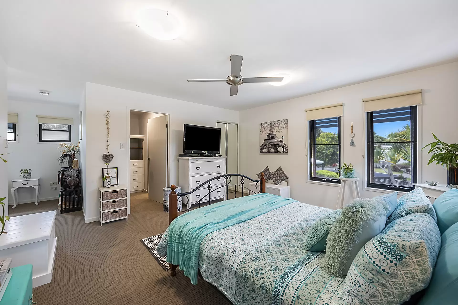 1/7 Hans Boysen Drive, Mudjimba Sold by Queensland Sotheby's International Realty - image 1