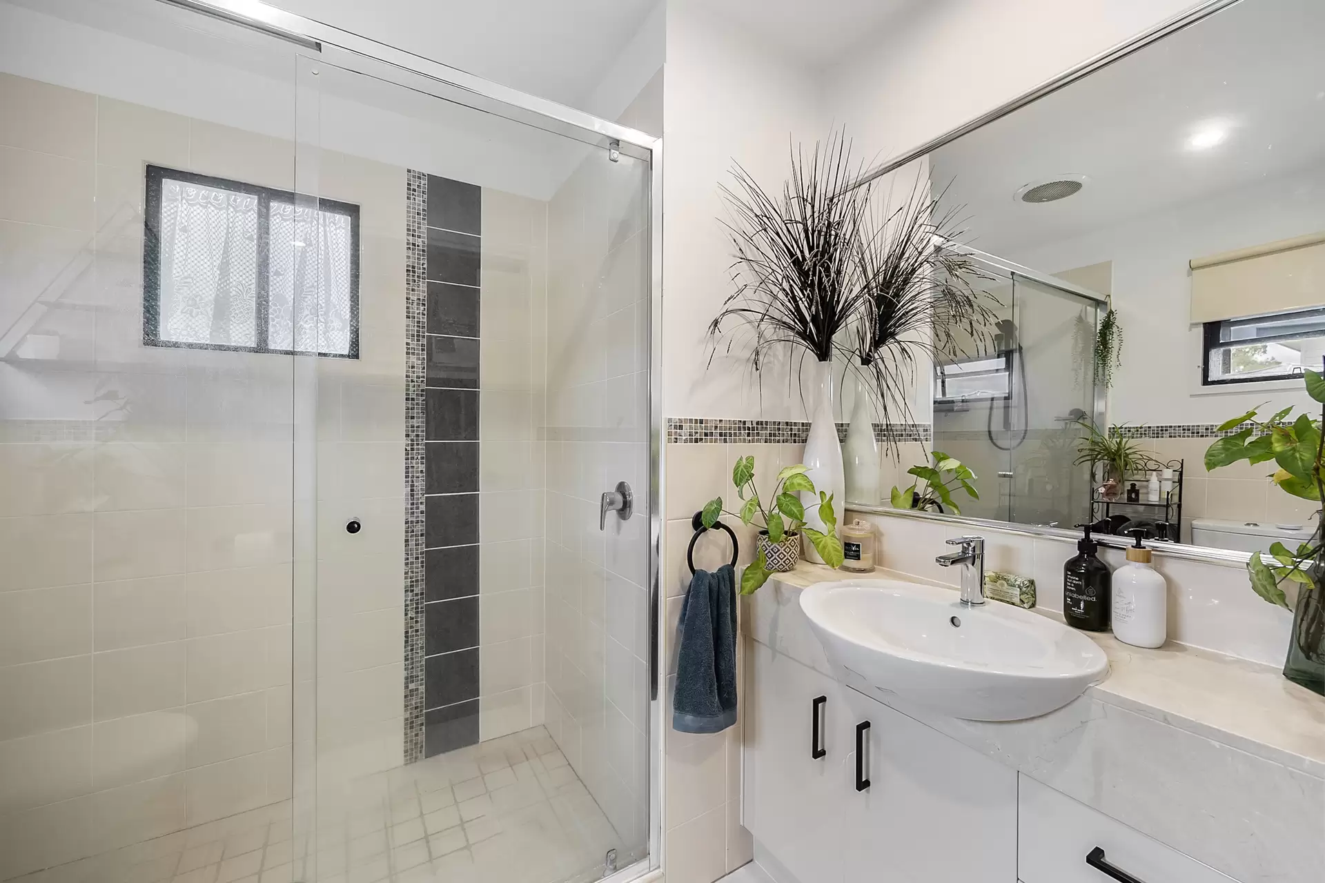 1/7 Hans Boysen Drive, Mudjimba Sold by Queensland Sotheby's International Realty - image 1