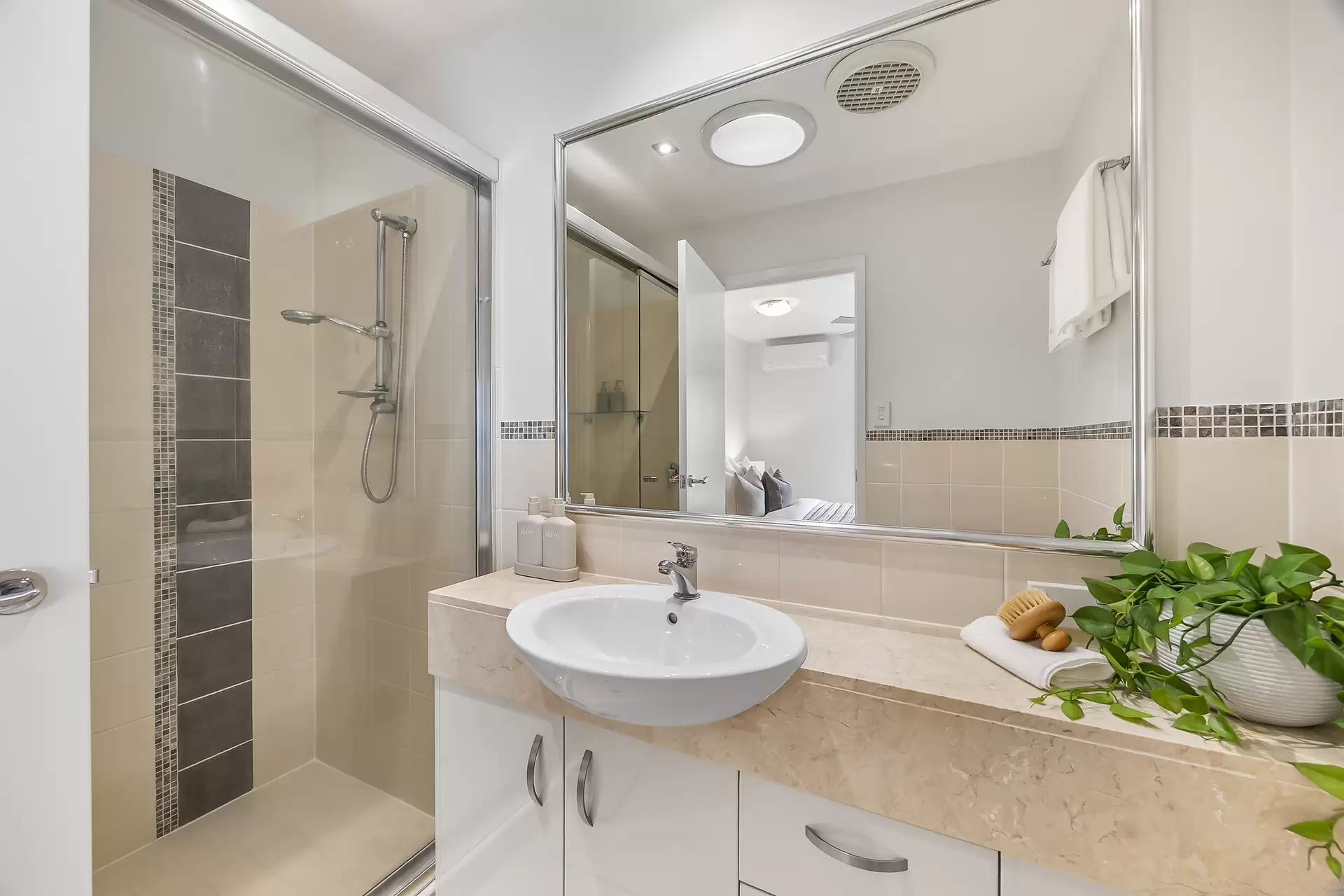 1/12 Catalina Drive, Mudjimba Sold by Queensland Sotheby's International Realty - image 1
