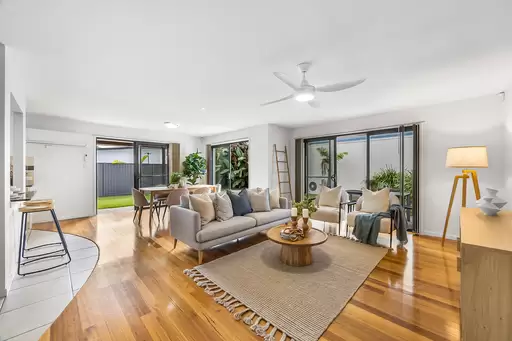 1/12 Catalina Drive, Mudjimba Sold by 