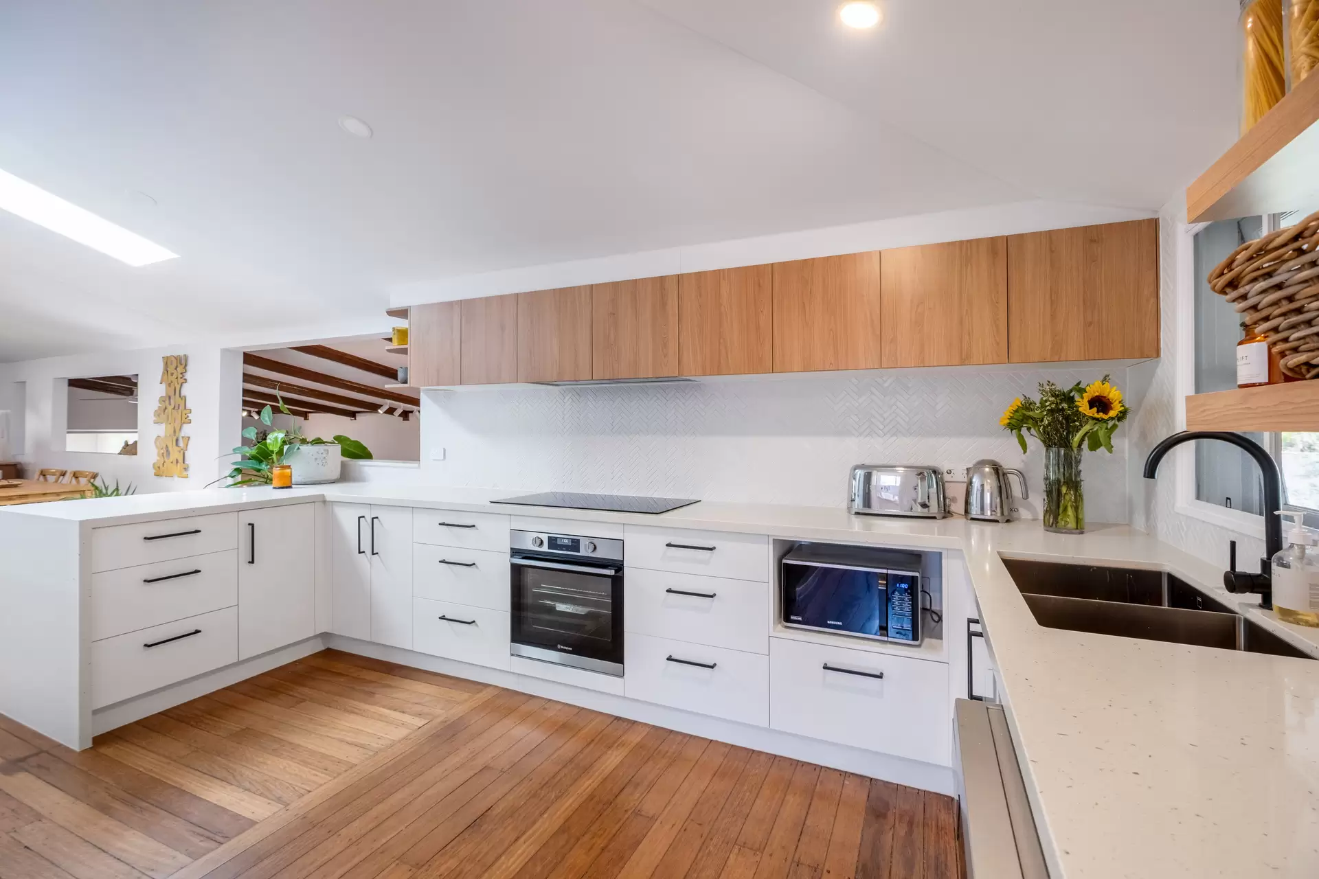 24 Sycamore Street, Mudjimba Sold by Queensland Sotheby's International Realty - image 1