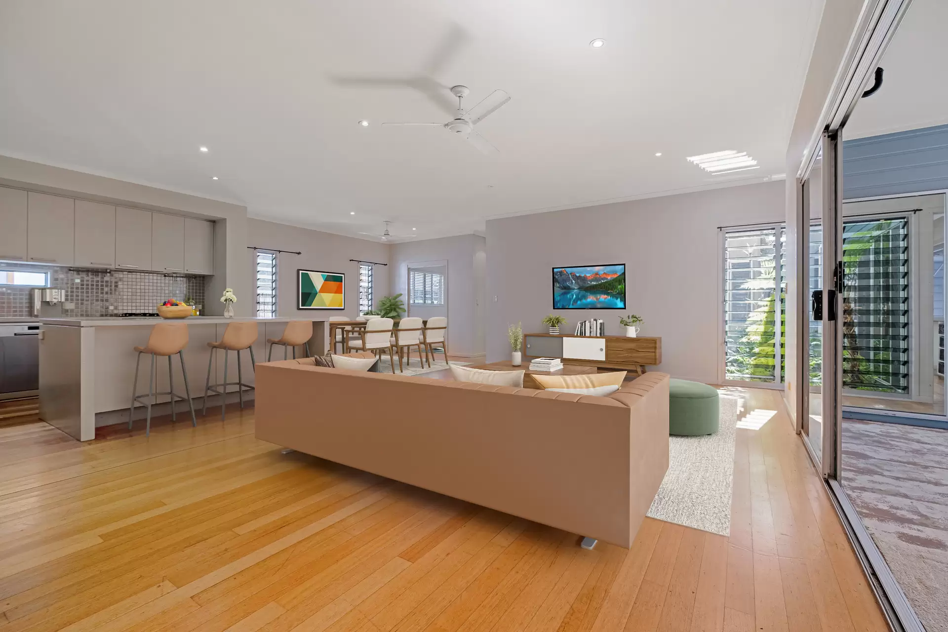 42 Cupania Street, Mudjimba Sold by  - image 1