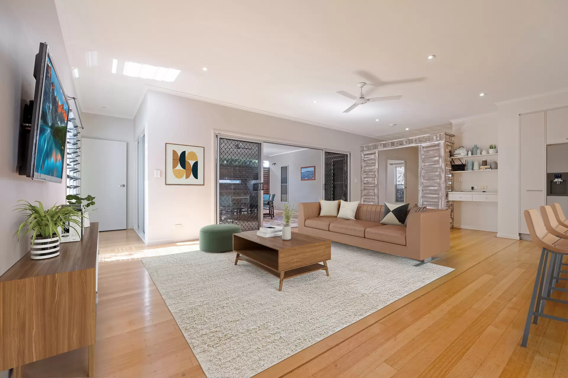42 Cupania Street, Mudjimba Sold by  - image 1