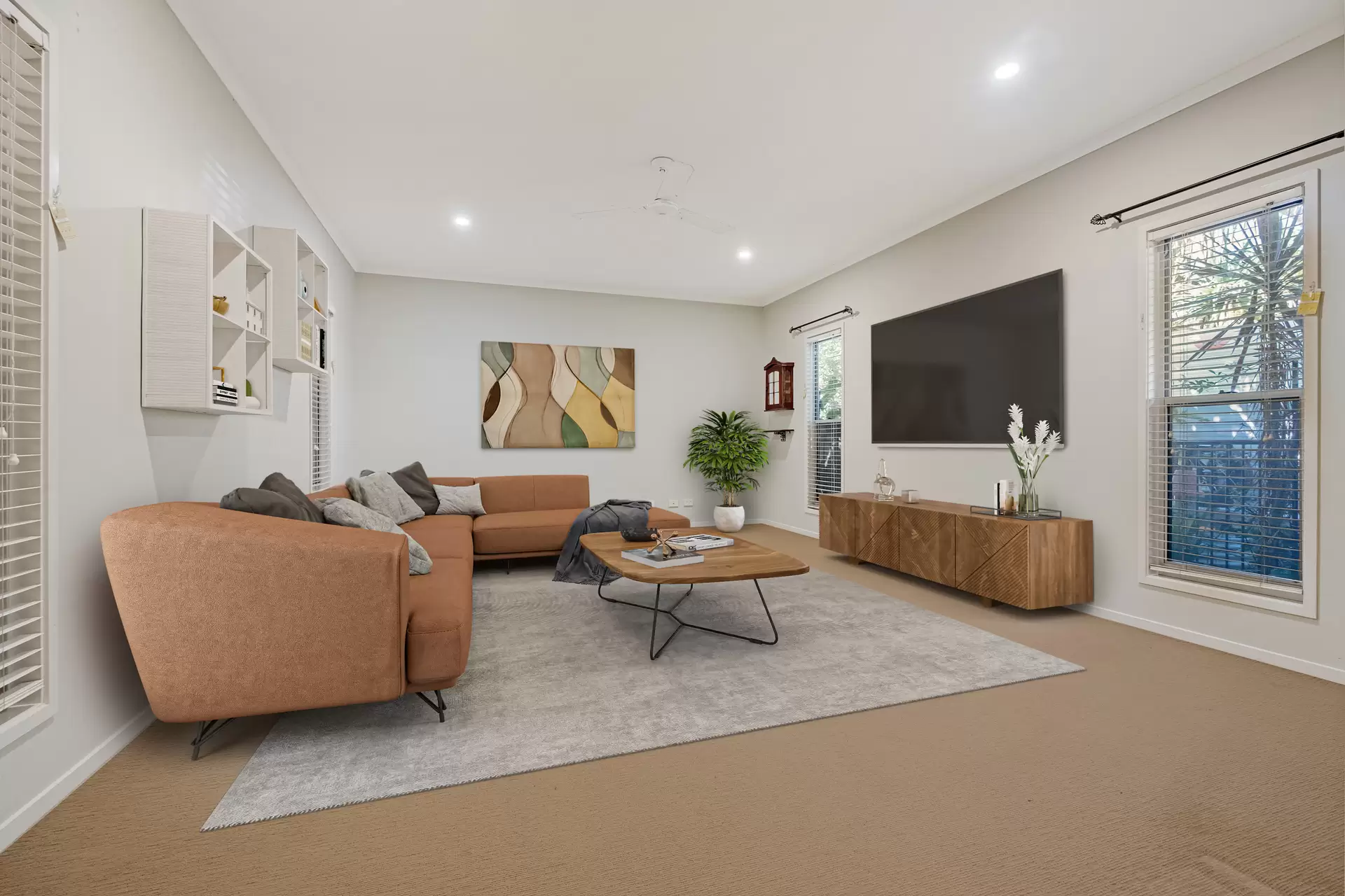 42 Cupania Street, Mudjimba Sold by  - image 1