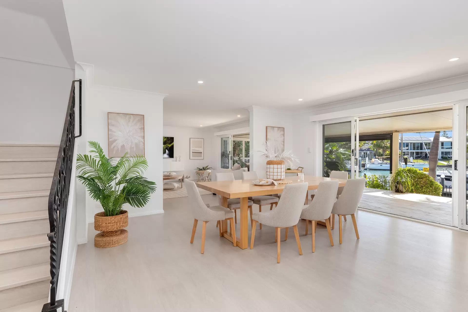 12/6-16 Anchorage Drive, Raby Bay Sold by Queensland Sotheby's International Realty - image 1