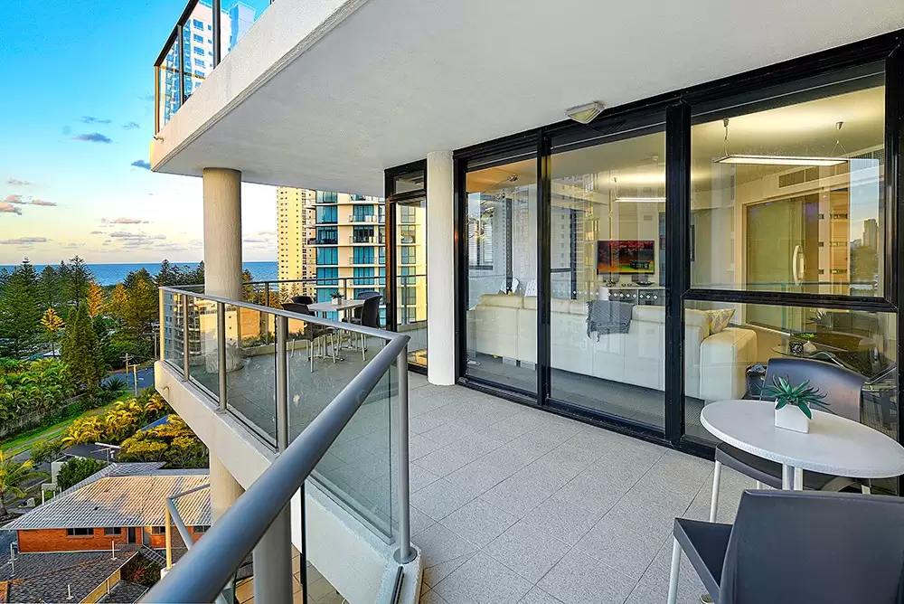 11/19 Peak Avenue, Main Beach Sold by Queensland Sotheby's International Realty - image 1