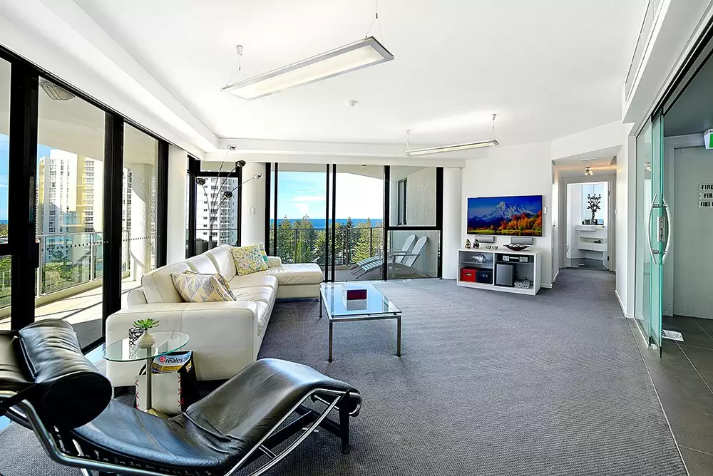 11/19 Peak Avenue, Main Beach Sold by Queensland Sotheby's International Realty - image 1