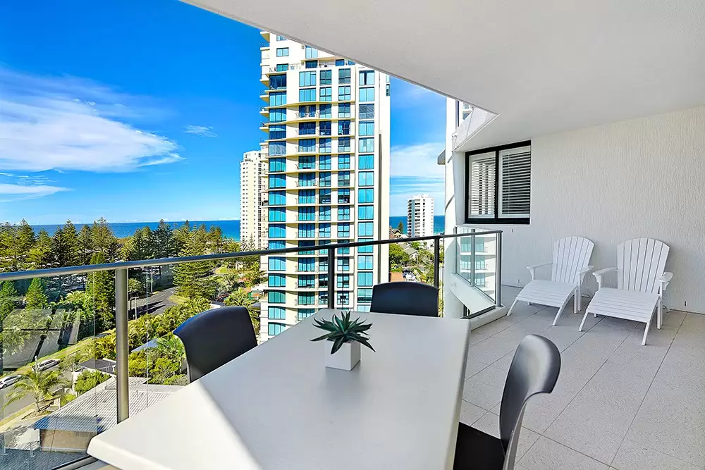11/19 Peak Avenue, Main Beach Sold by Queensland Sotheby's International Realty - image 1