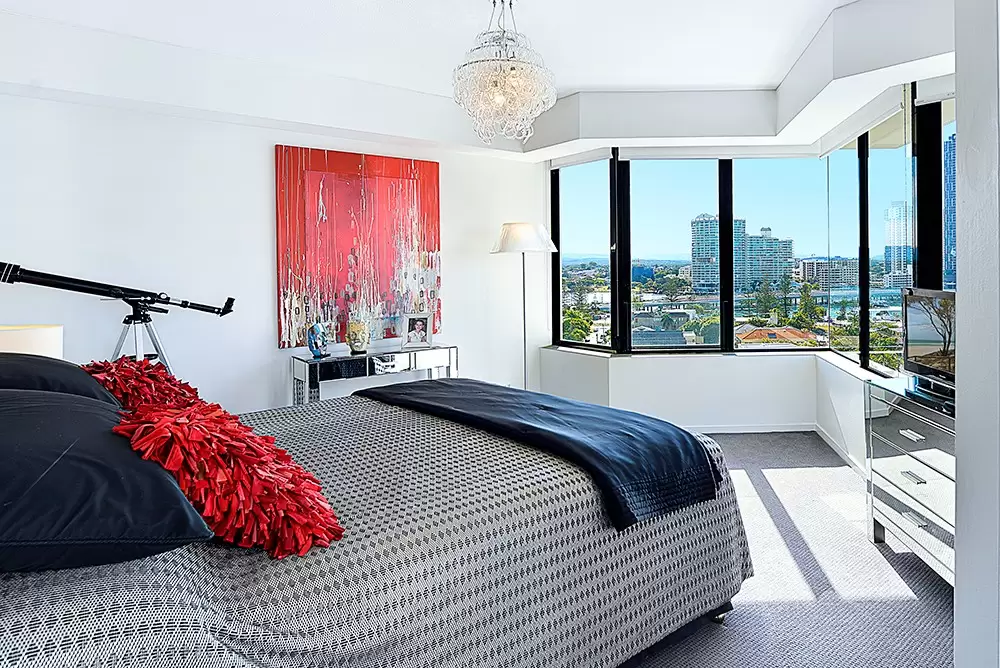 11/19 Peak Avenue, Main Beach Sold by Queensland Sotheby's International Realty - image 1