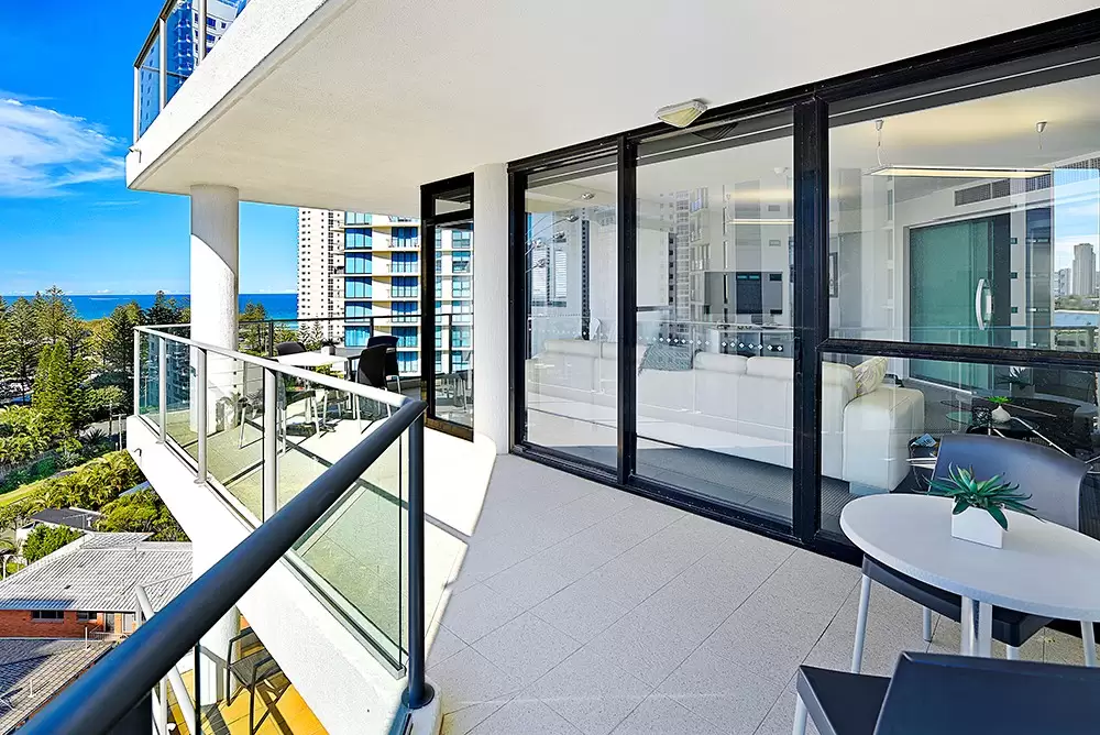 11/19 Peak Avenue, Main Beach Sold by Queensland Sotheby's International Realty - image 1