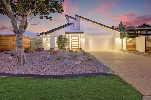 3 Oceanic Court, Twin Waters Sold by 