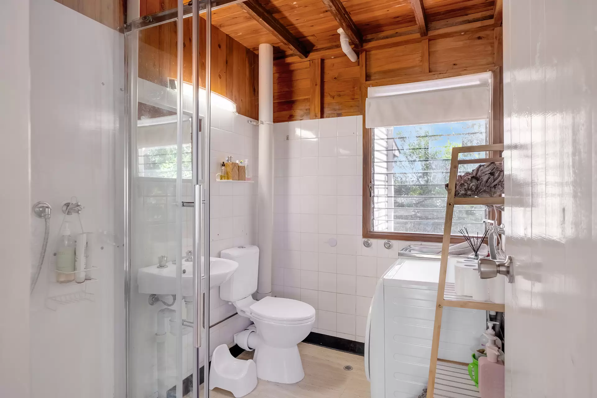 3 David Street, Pacific Paradise Sold by Queensland Sotheby's International Realty - image 1
