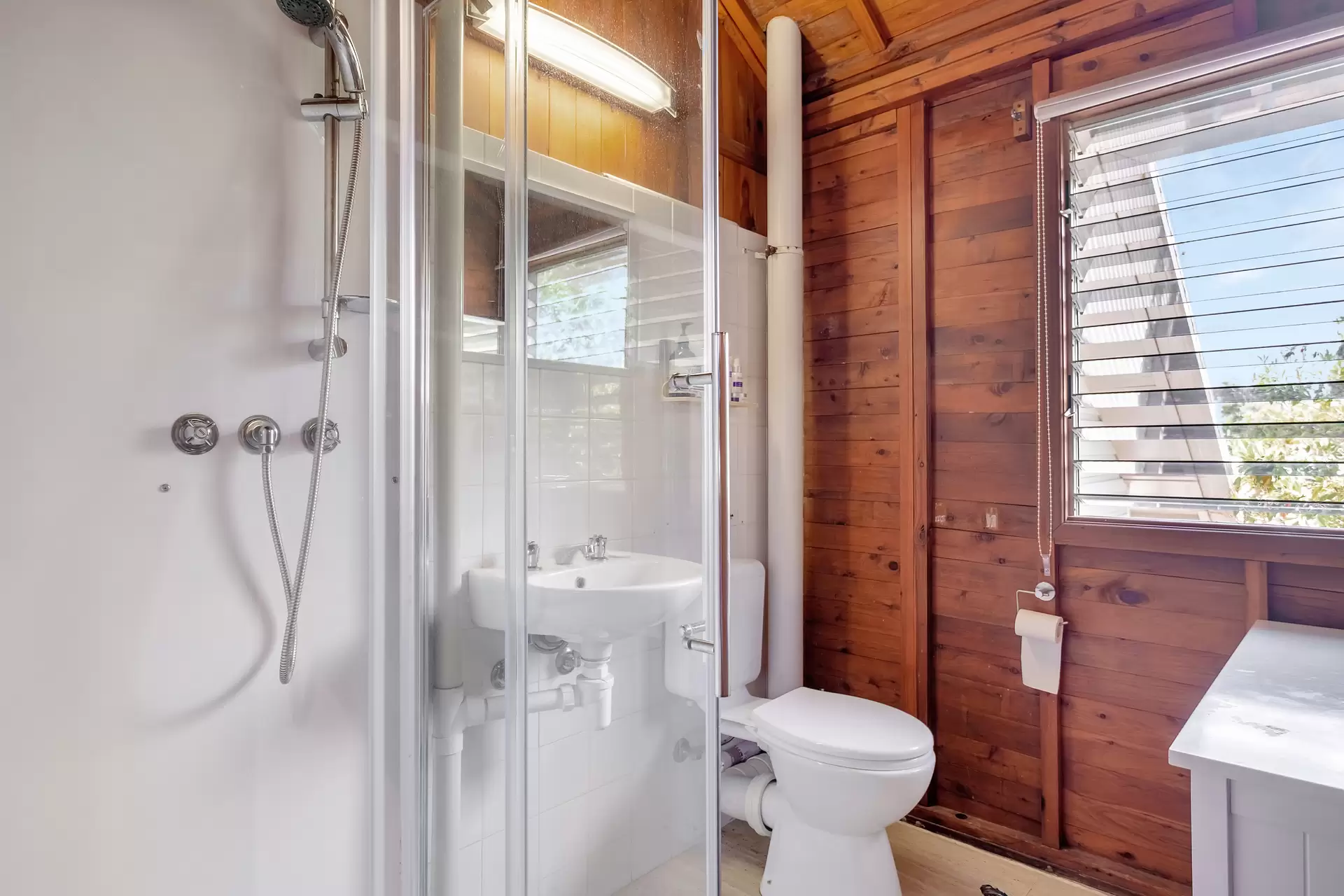 3 David Street, Pacific Paradise Sold by Queensland Sotheby's International Realty - image 1