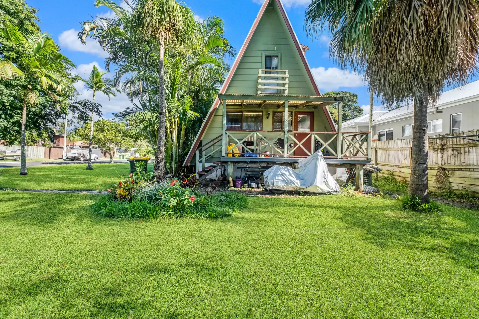 59 Moomba Street, Pacific Paradise Sold by Queensland Sotheby's International Realty - image 1