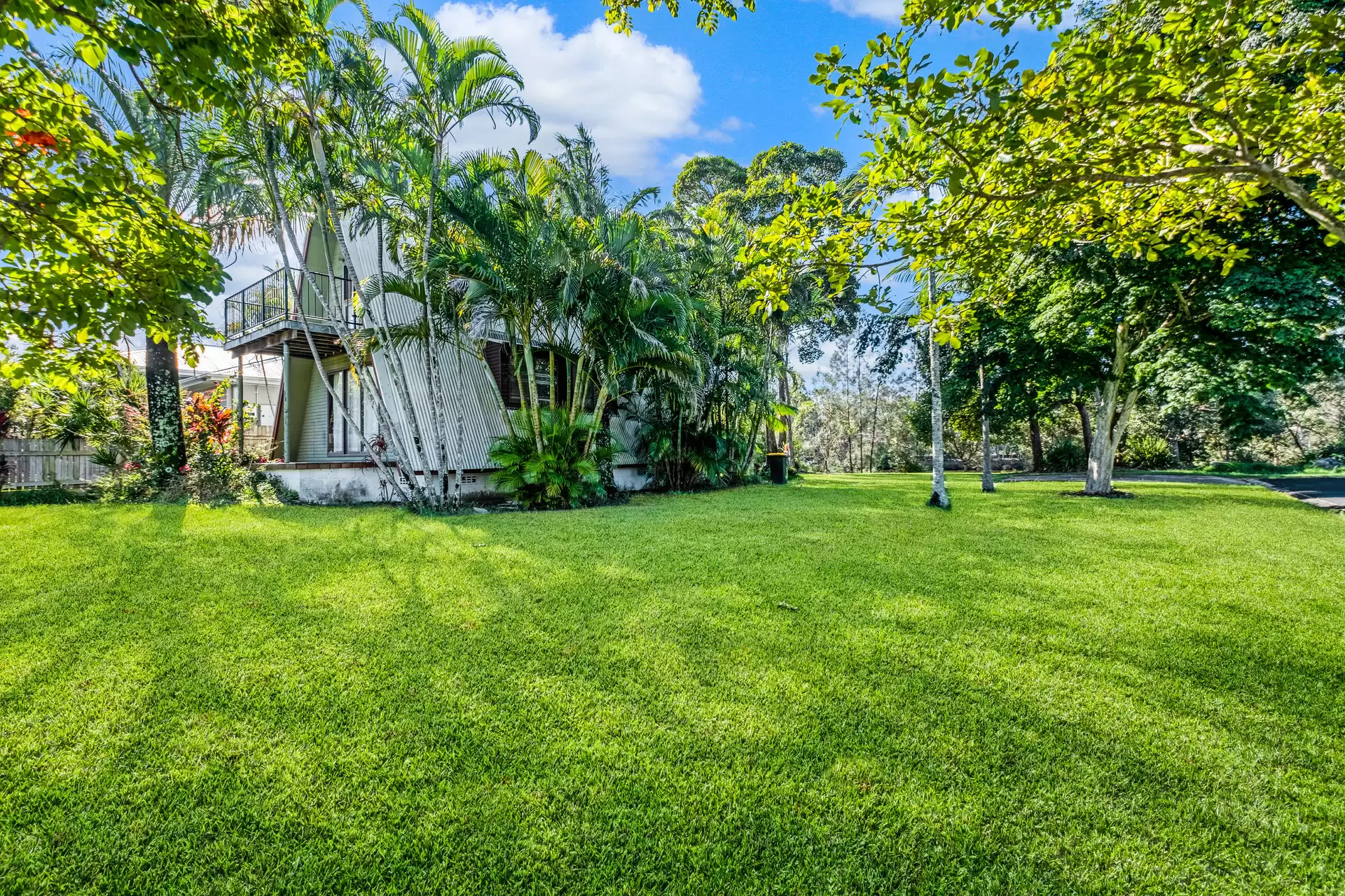 59 Moomba Street, Pacific Paradise Sold by Queensland Sotheby's International Realty - image 1