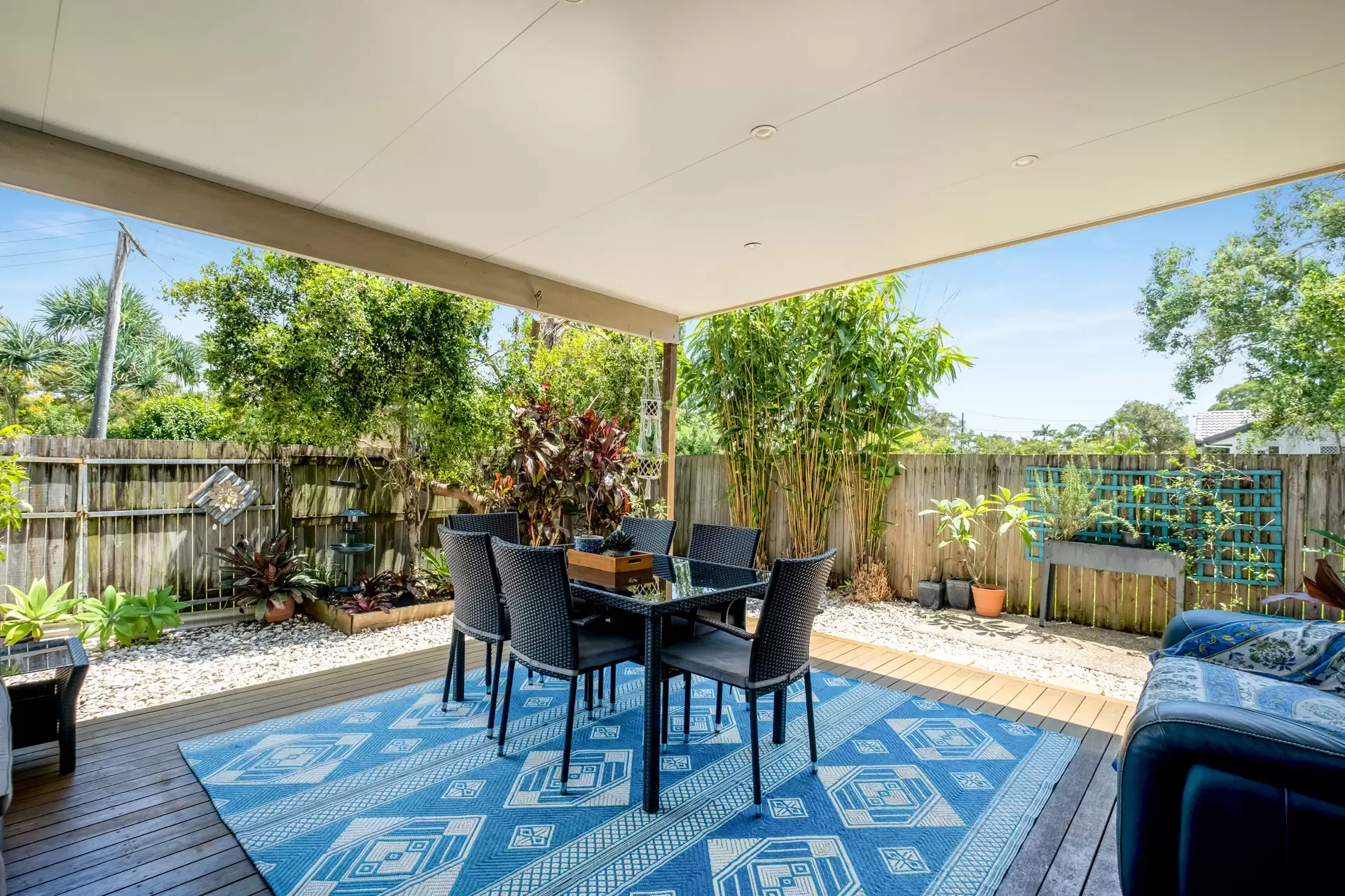 1/25 Lows Drive, Pacific Paradise Sold by Queensland Sotheby's International Realty - image 1