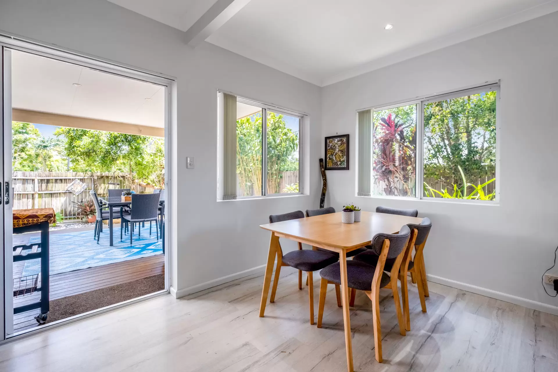 1/25 Lows Drive, Pacific Paradise Sold by Queensland Sotheby's International Realty - image 1
