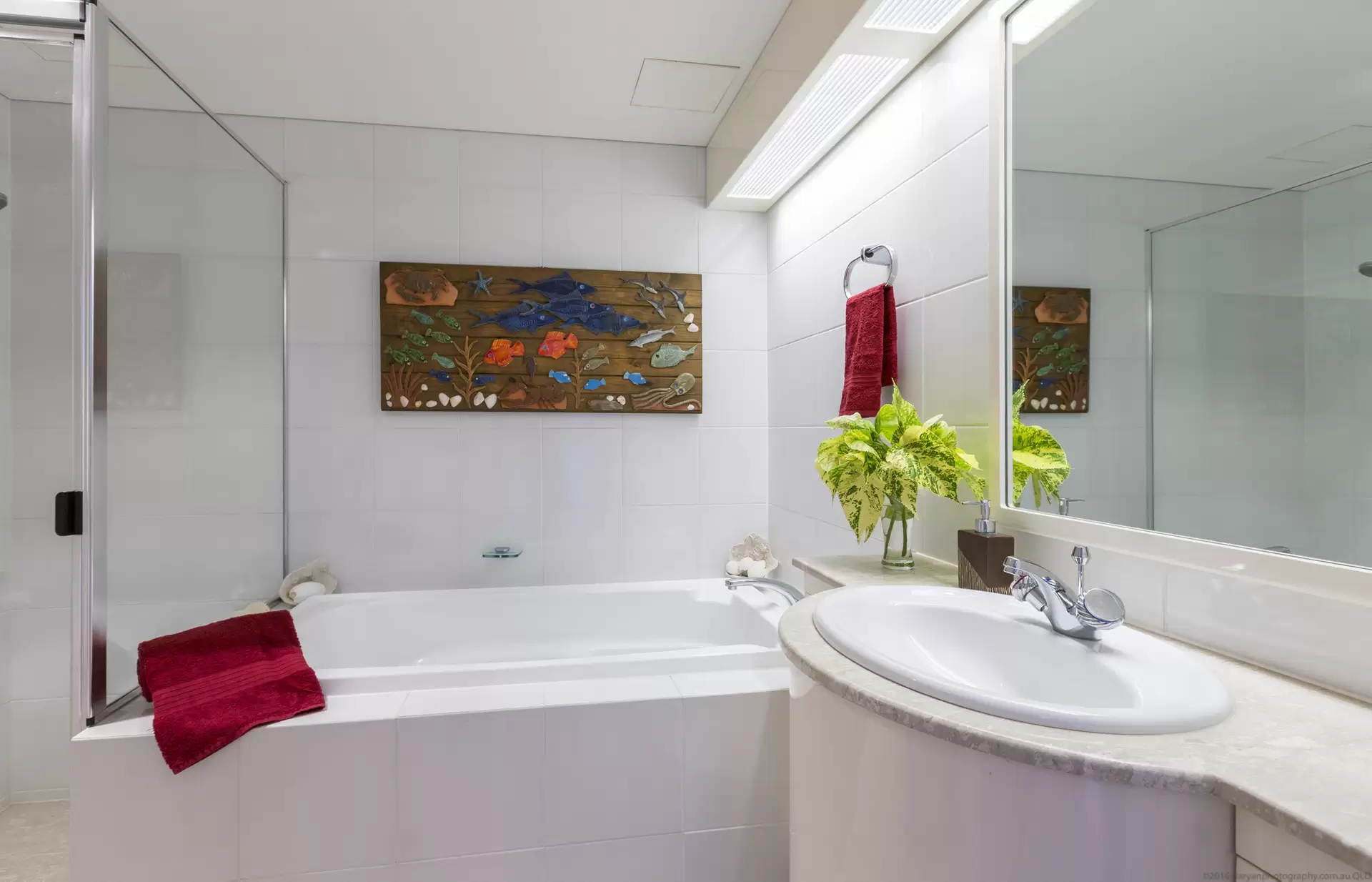 16/20-26 Riverview Parade, Surfers Paradise Sold by Queensland Sotheby's International Realty - image 1
