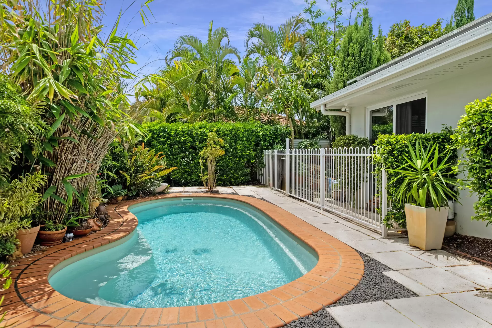 64 Prestwick Drive, Twin Waters Sold by  - image 1