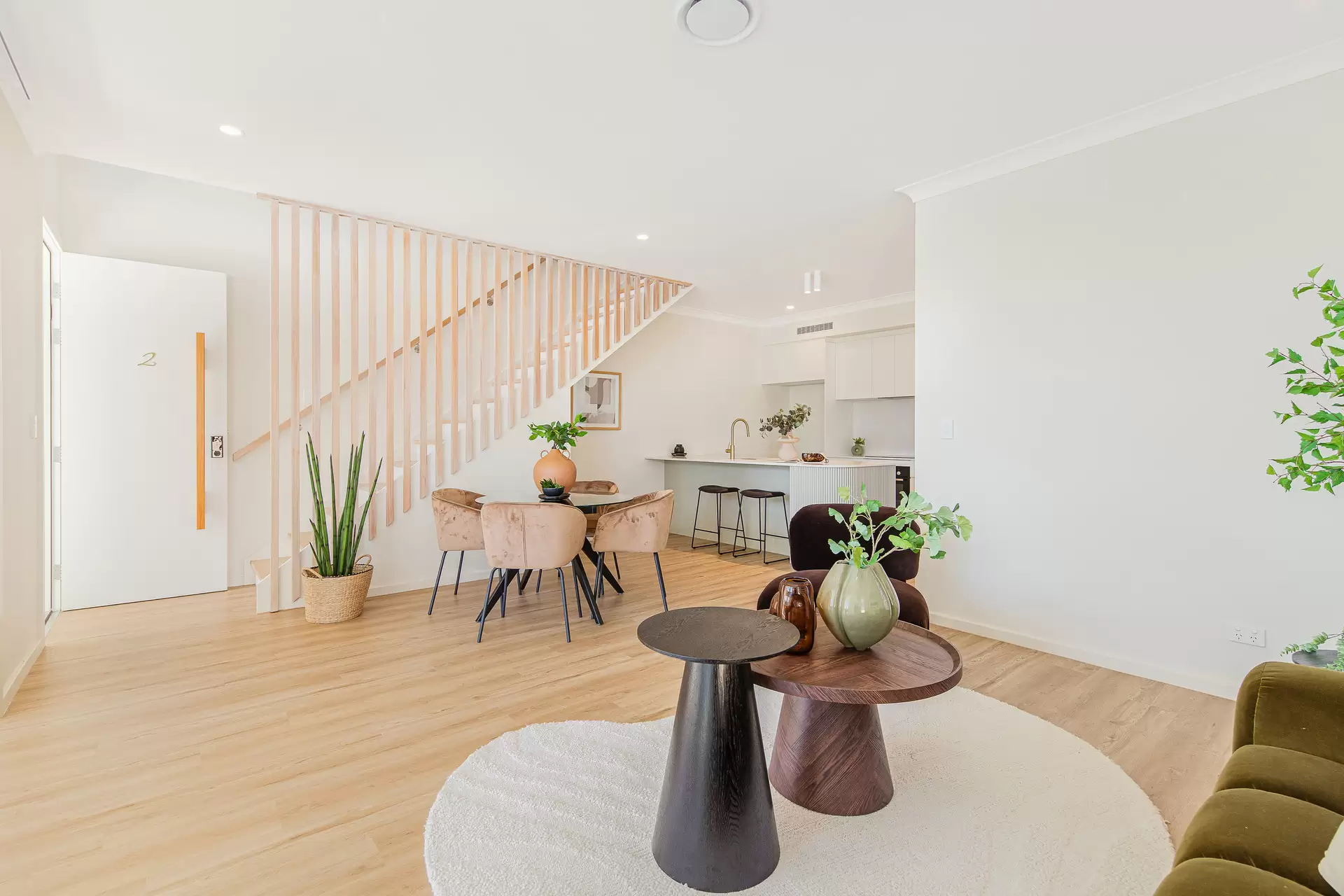 2/69 Queen Street, Cleveland Sold by Queensland Sotheby's International Realty - image 1