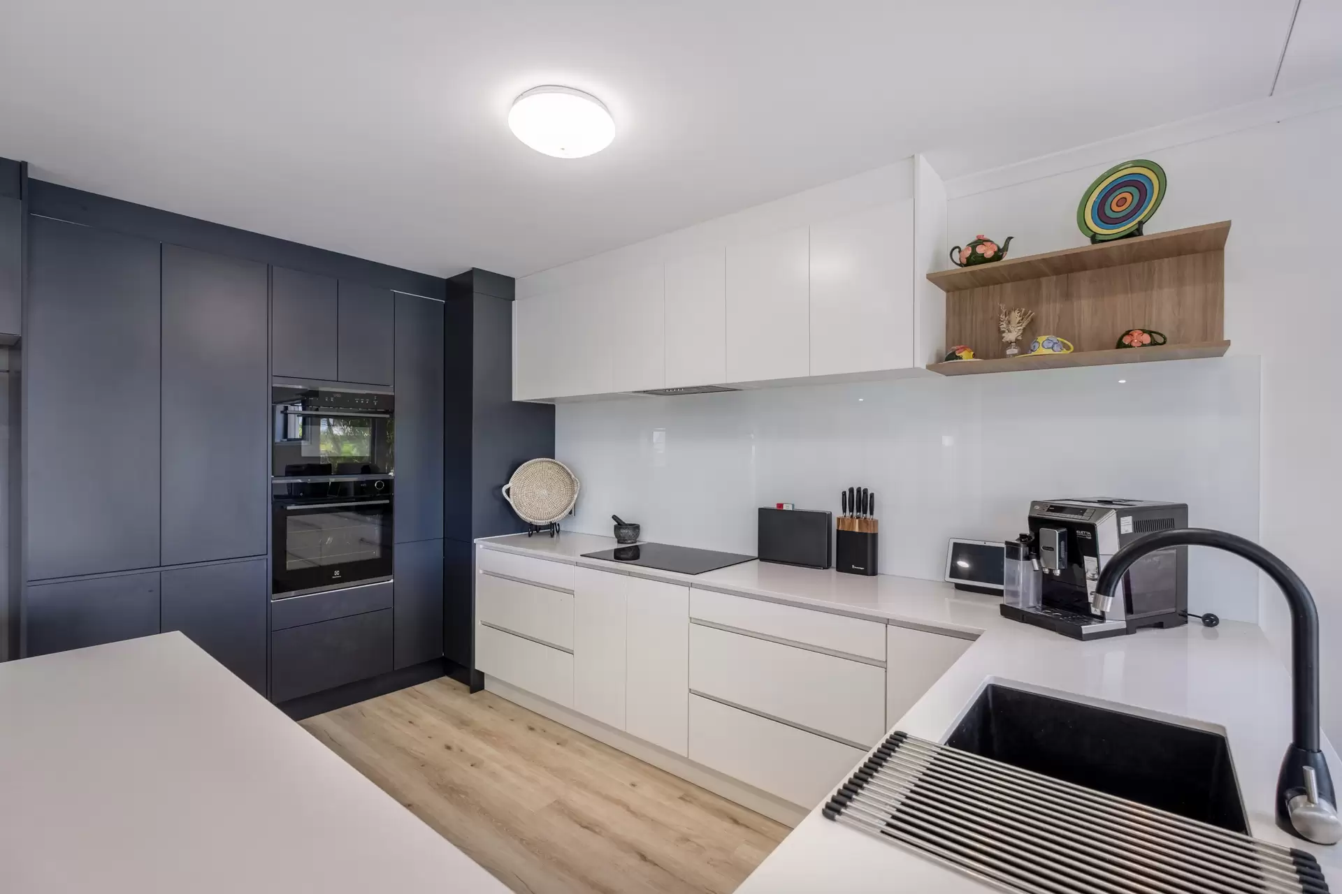 7 Tamarind Place, Twin Waters Sold by Queensland Sotheby's International Realty - image 1