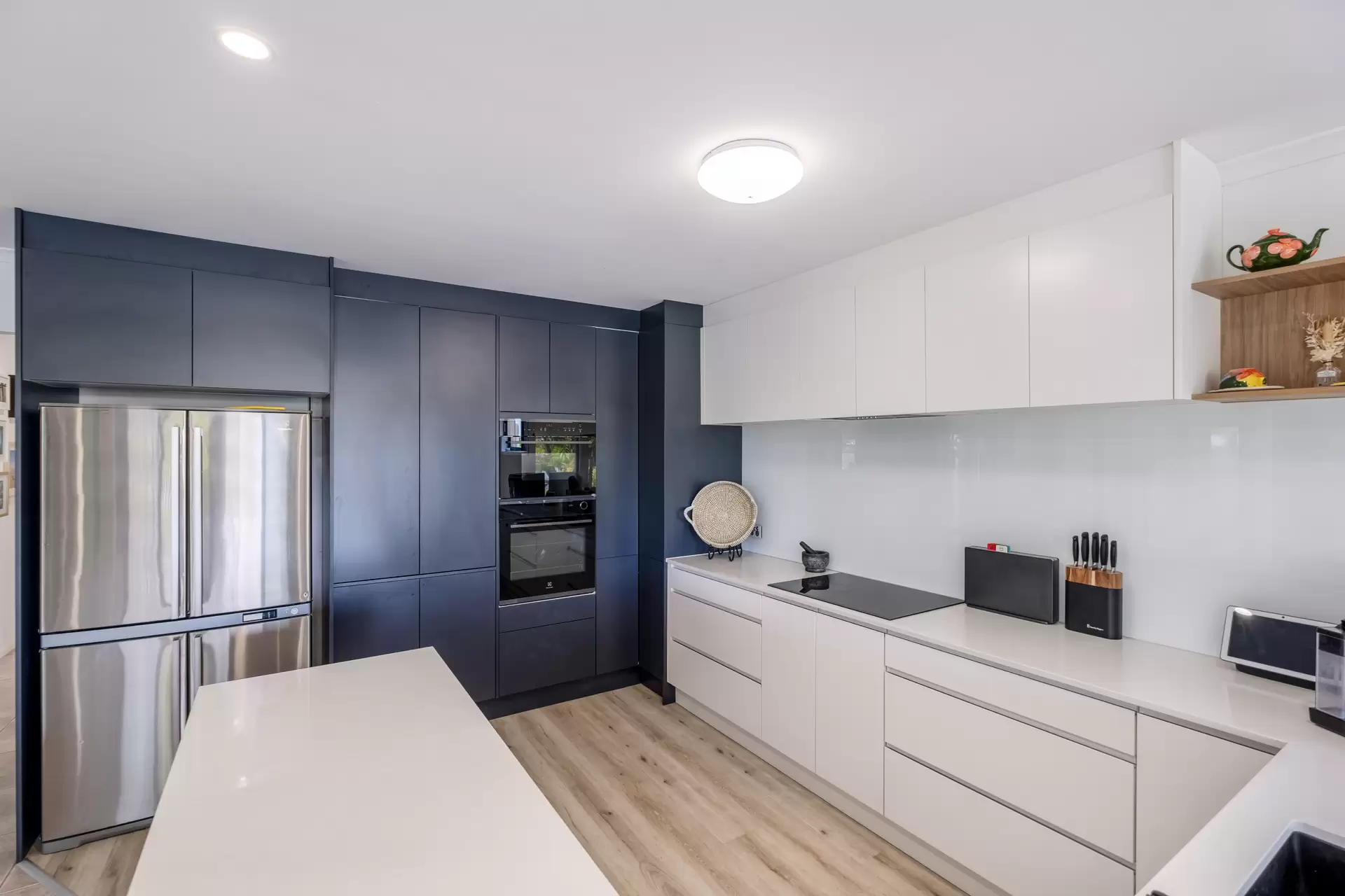 7 Tamarind Place, Twin Waters Sold by Queensland Sotheby's International Realty - image 1