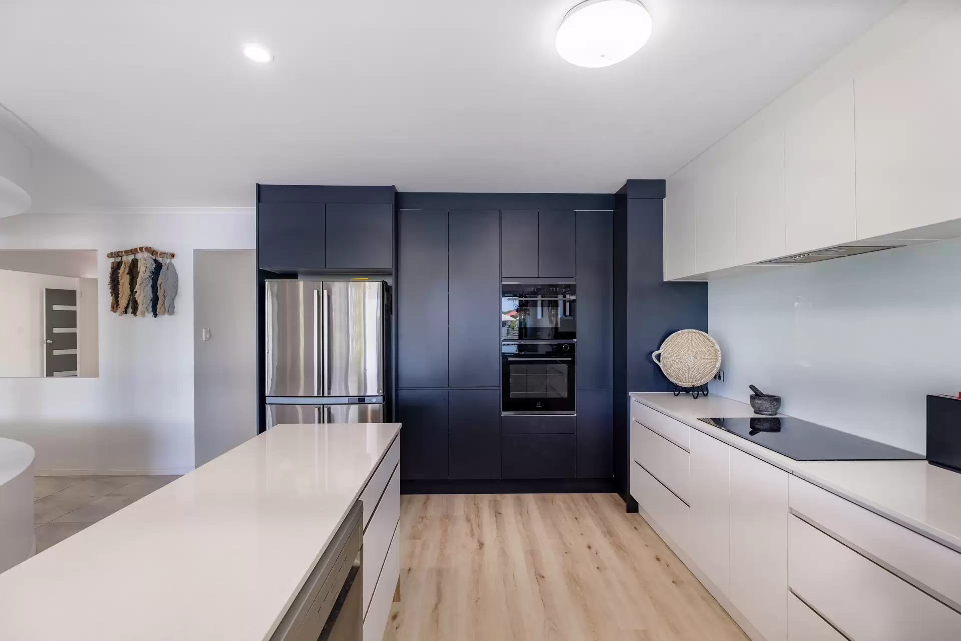 7 Tamarind Place, Twin Waters Sold by Queensland Sotheby's International Realty - image 1