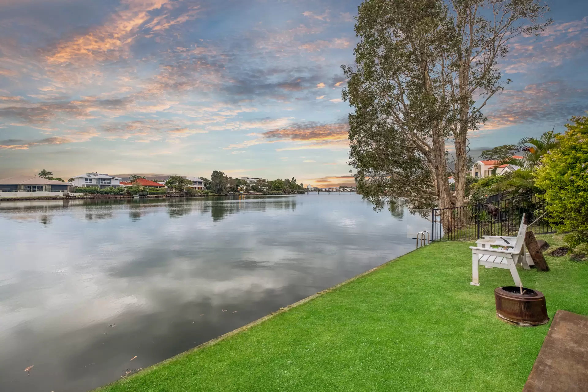 7 Tamarind Place, Twin Waters Sold by  - image 1