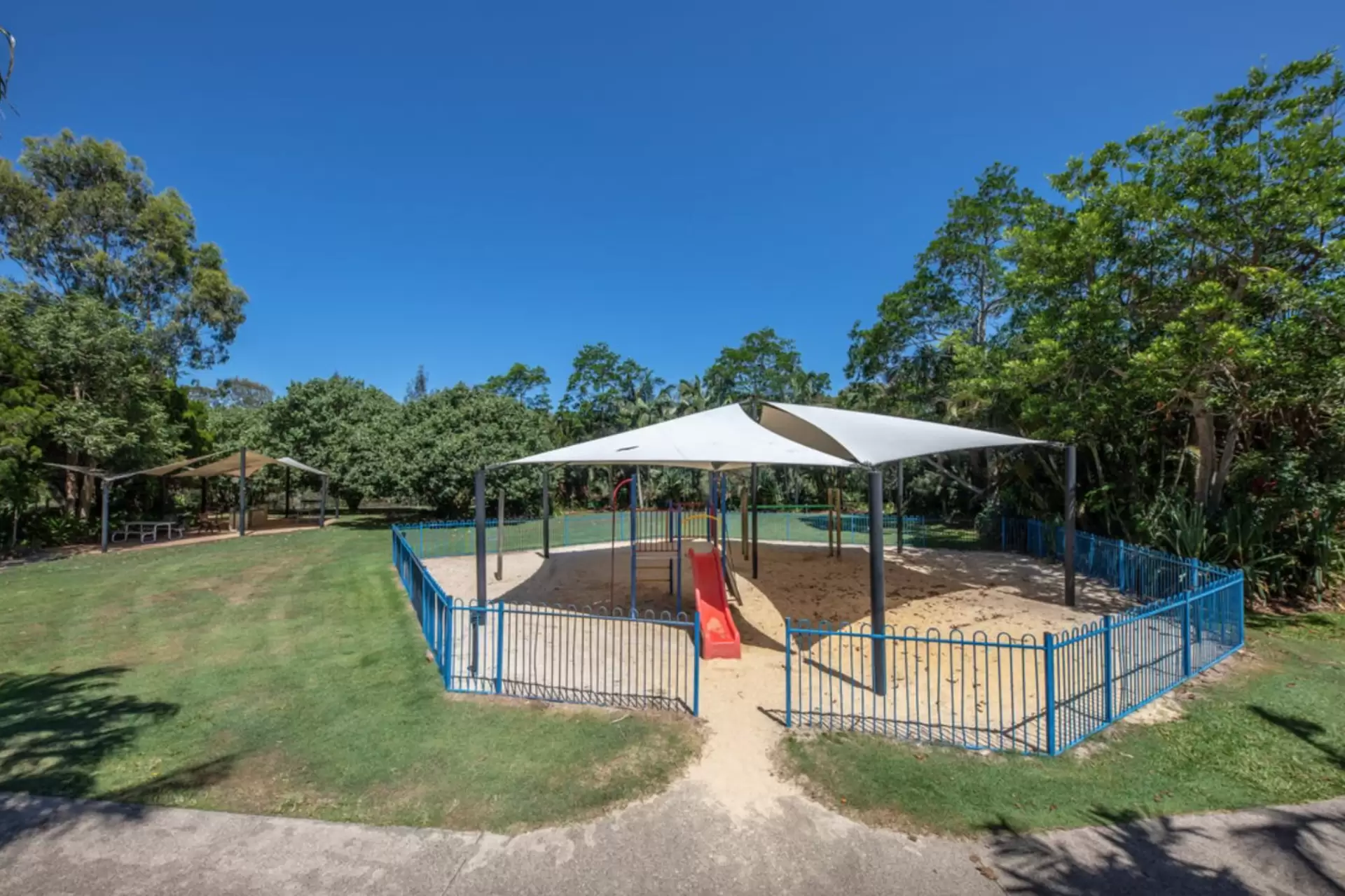 76/151-153 Mudjimba Beach Road, Mudjimba Sold by Queensland Sotheby's International Realty - image 1