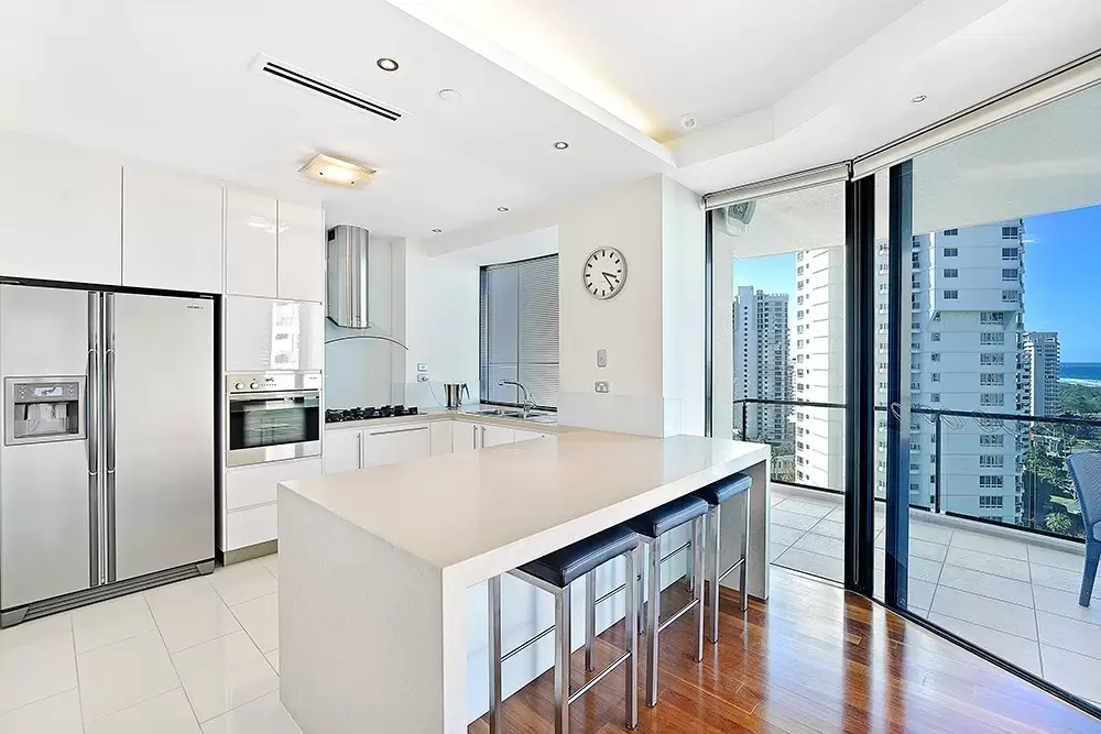 31/11 Peak Avenue, Main Beach Sold by Queensland Sotheby's International Realty - image 1