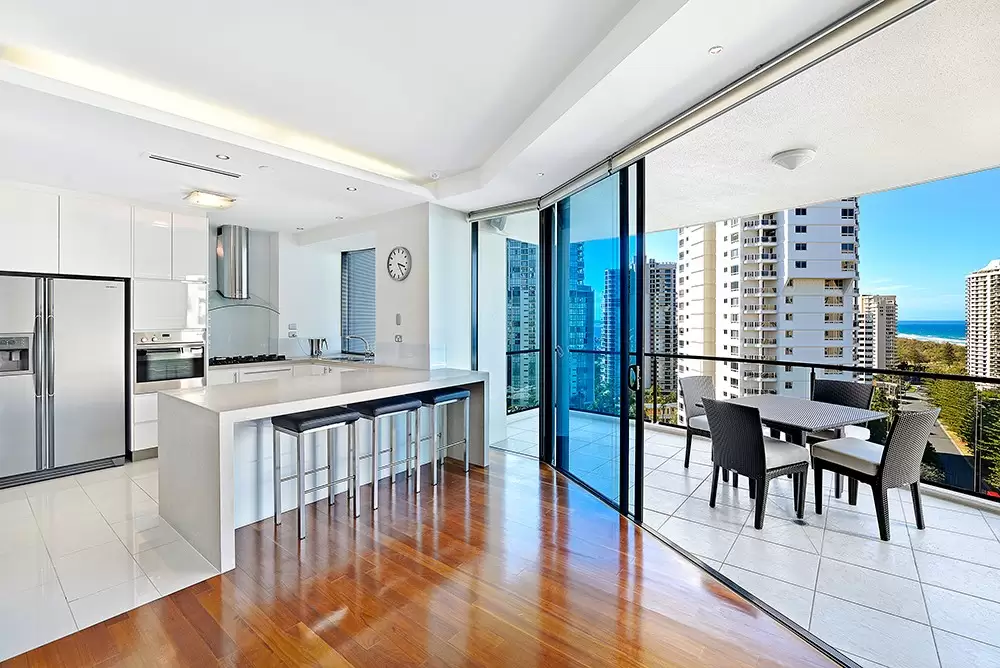 31/11 Peak Avenue, Main Beach Sold by Queensland Sotheby's International Realty - image 1