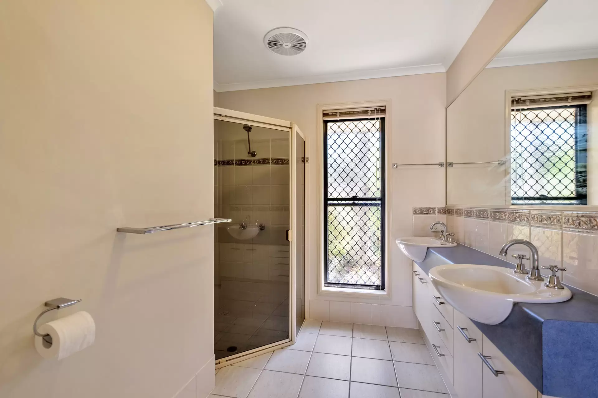 20 Cooloola Place, Twin Waters Sold by Queensland Sotheby's International Realty - image 1