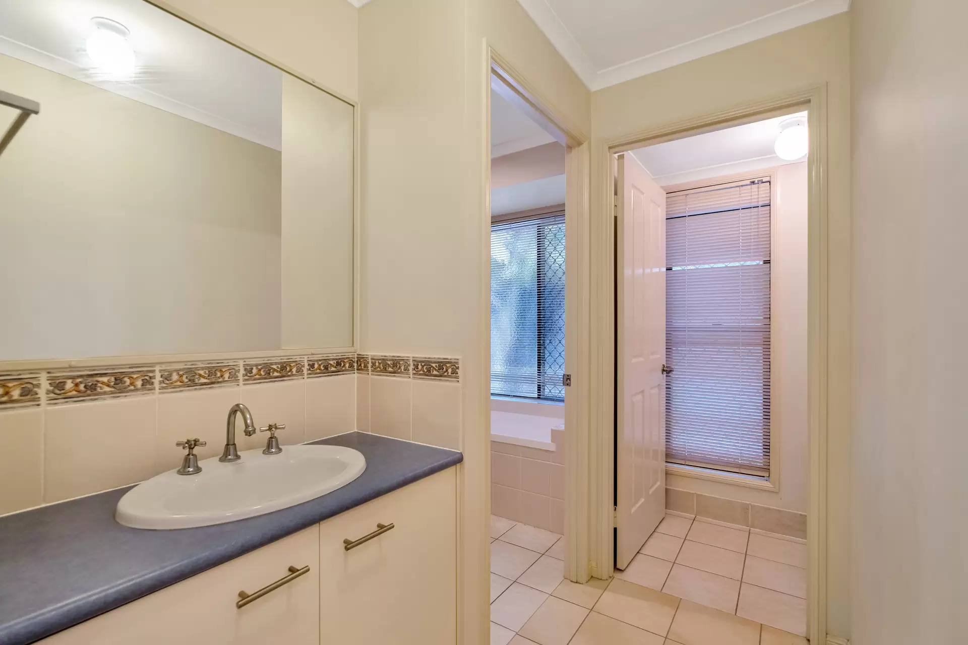 20 Cooloola Place, Twin Waters Sold by Queensland Sotheby's International Realty - image 1