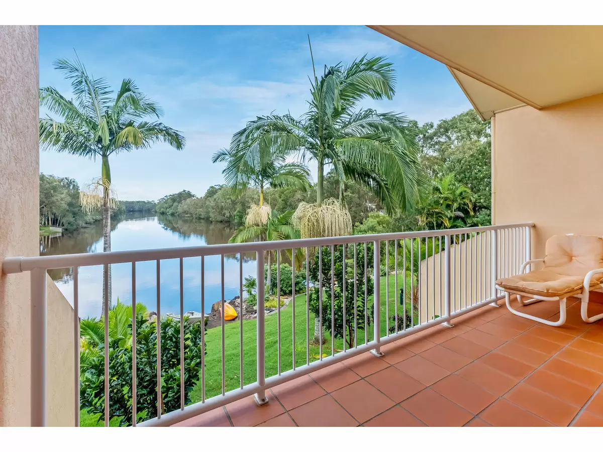 24/151-153 Mudjimba Beach Road, Mudjimba Sold by Queensland Sotheby's International Realty - image 1