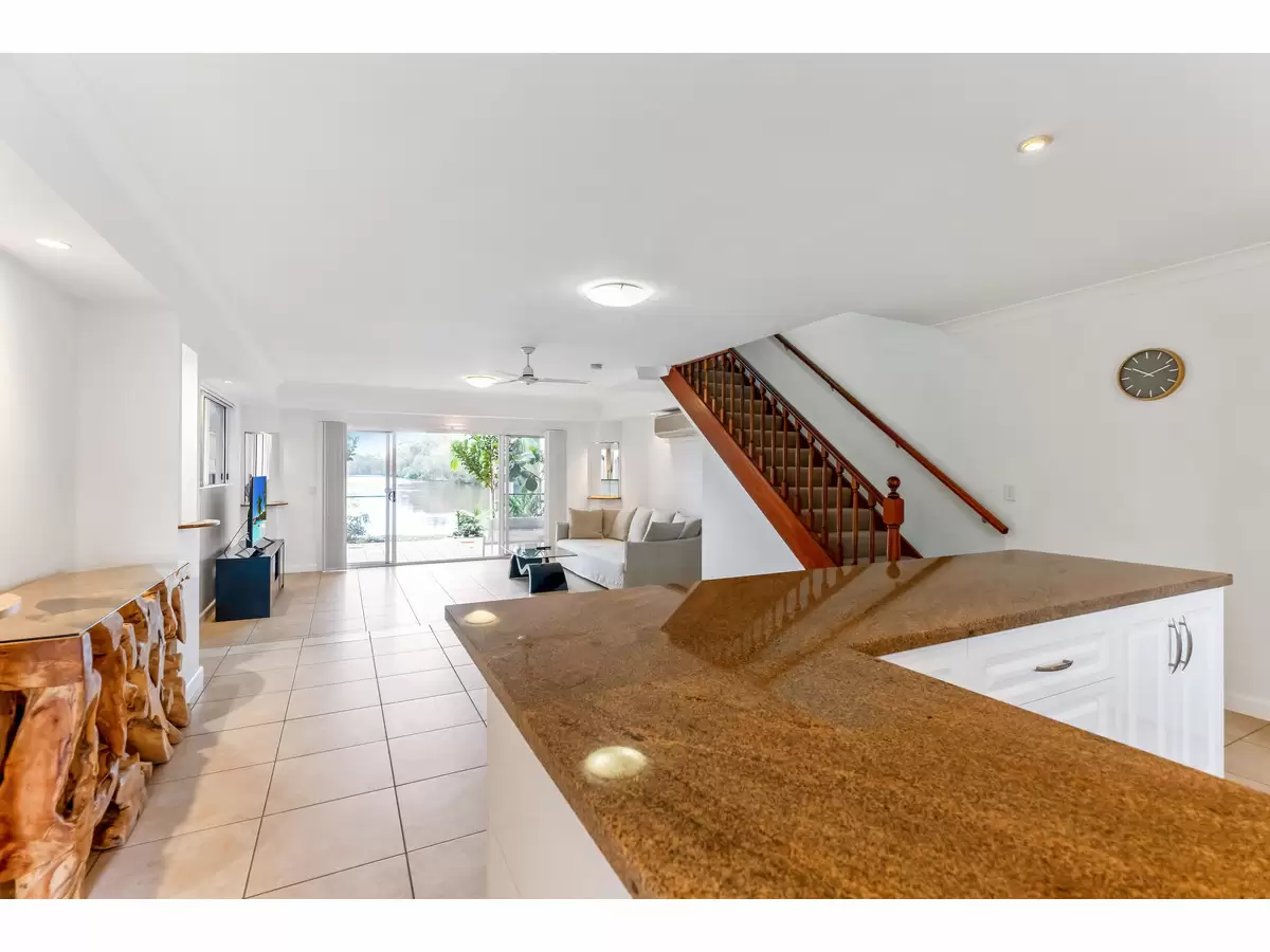 24/151-153 Mudjimba Beach Road, Mudjimba Sold by Queensland Sotheby's International Realty - image 1
