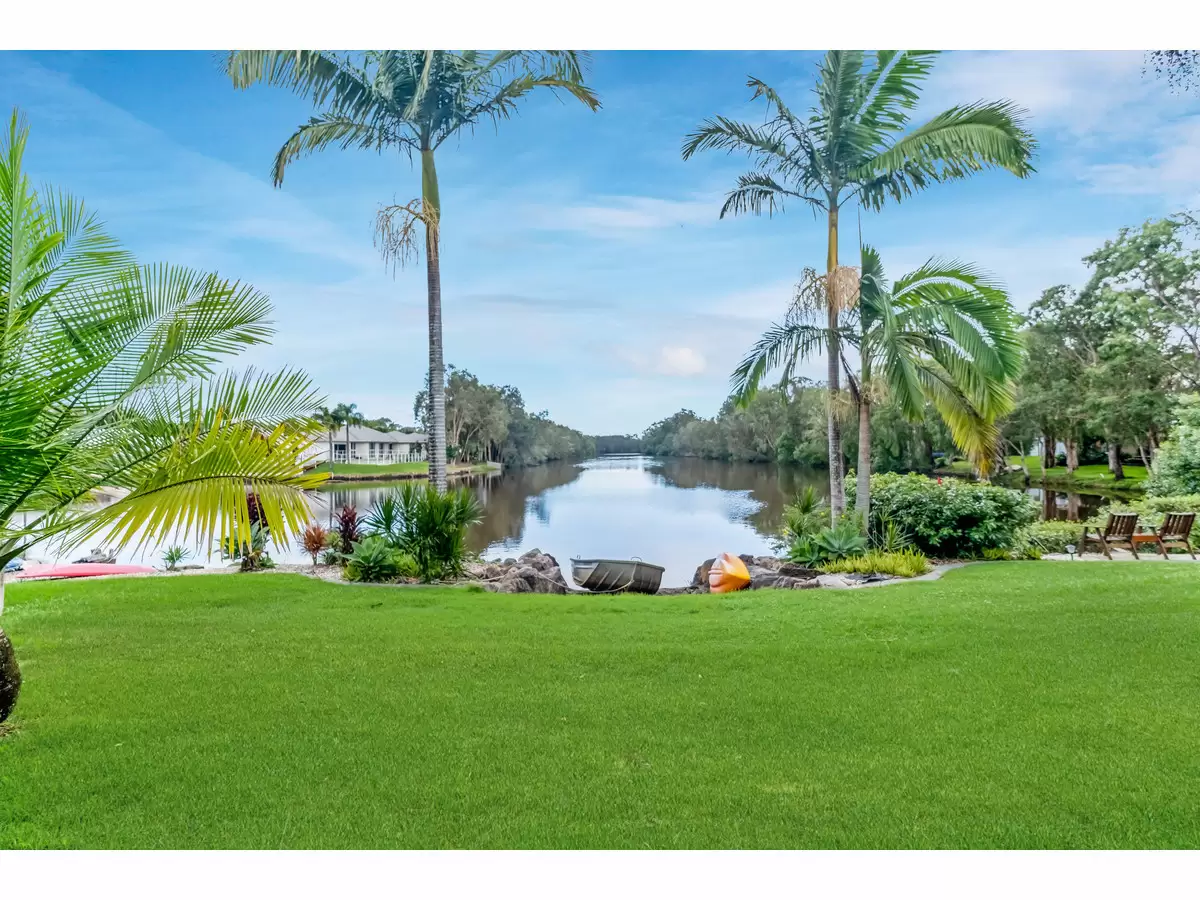 24/151-153 Mudjimba Beach Road, Mudjimba Sold by  - image 1