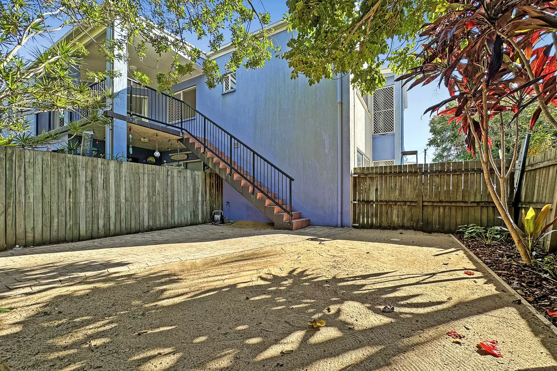 6/9 Mudjimba Beach Road, Mudjimba Sold by Queensland Sotheby's International Realty - image 1