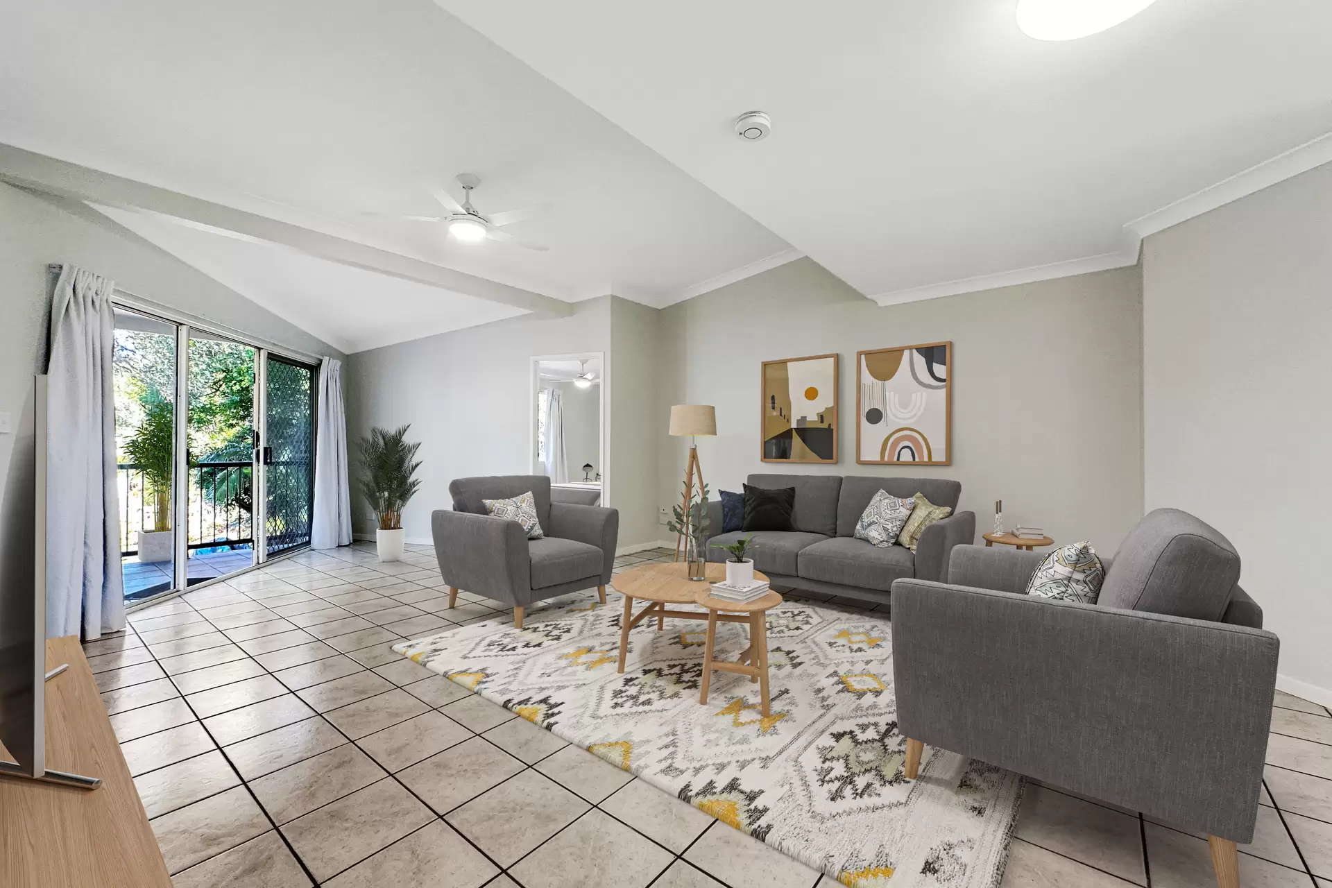 6/9 Mudjimba Beach Road, Mudjimba Sold by  - image 1