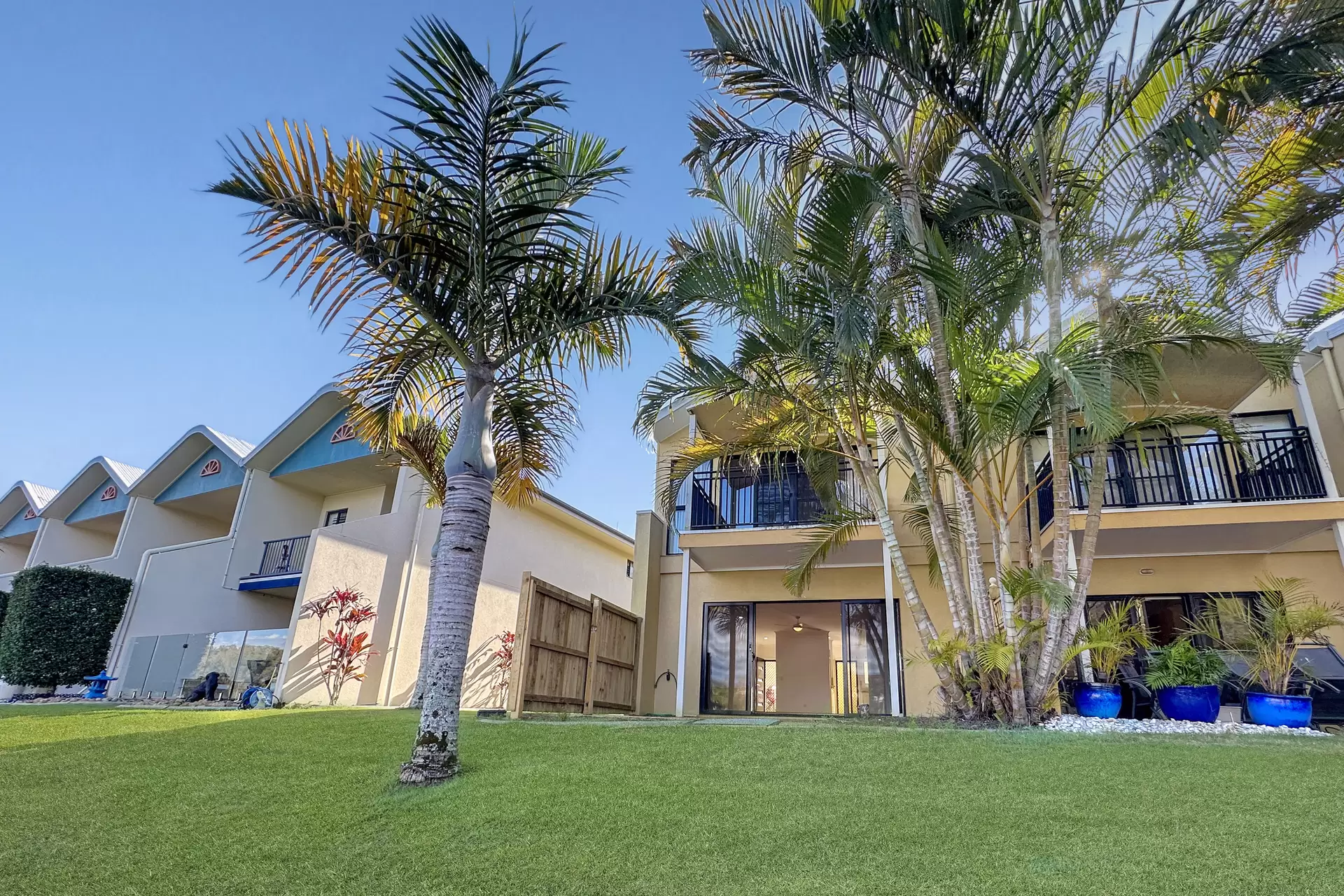 39/151-153 Mudjimba Beach Road, Mudjimba Sold by Queensland Sotheby's International Realty - image 1
