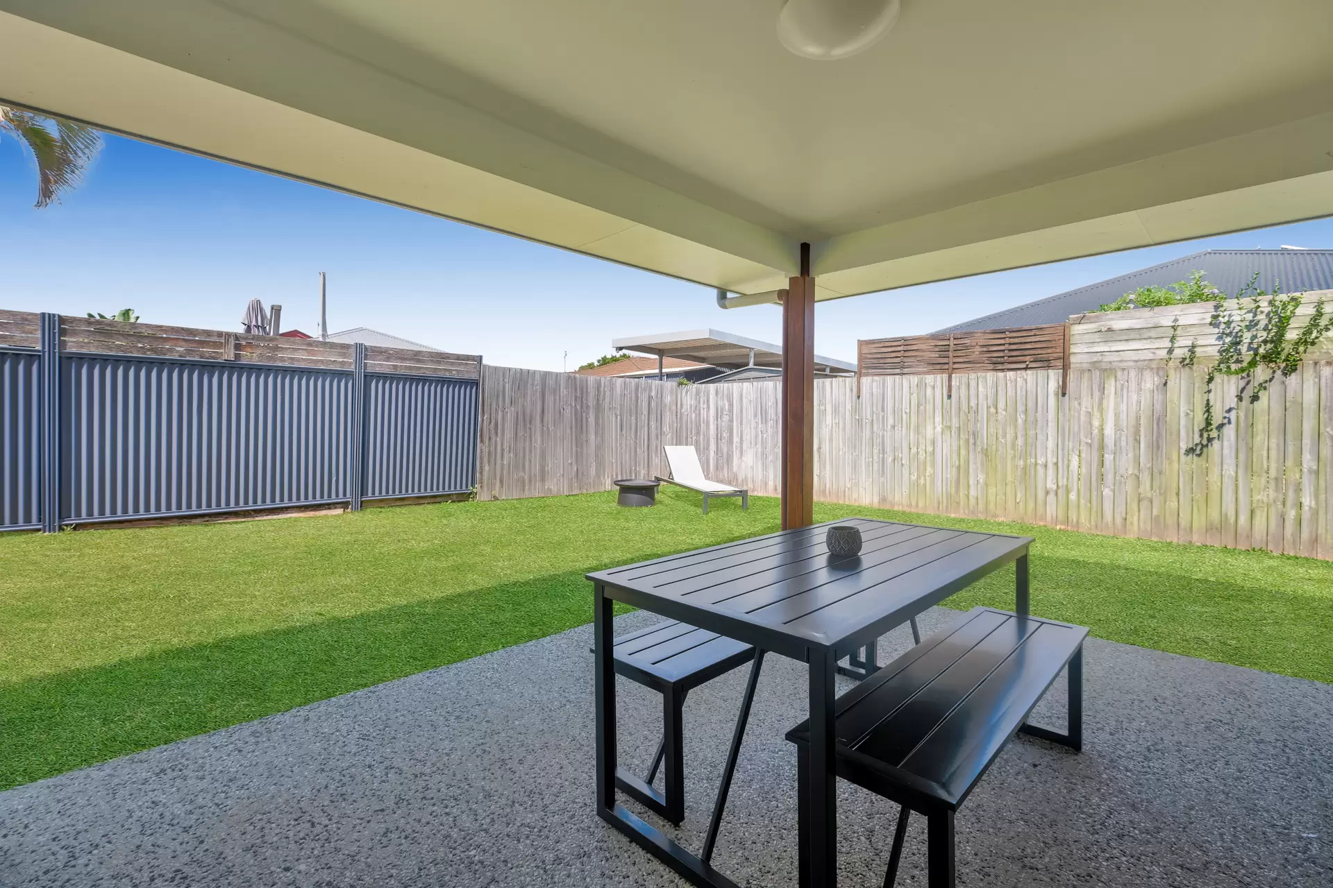 37 Ruby Crescent, Meridan Plains Sold by Queensland Sotheby's International Realty - image 1