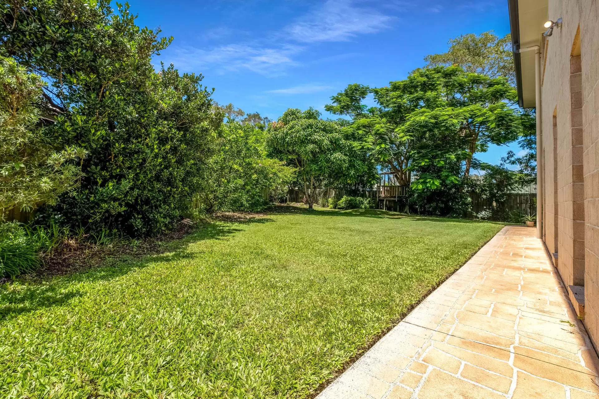 37 Satinash Place, Mudjimba Sold by Queensland Sotheby's International Realty - image 1