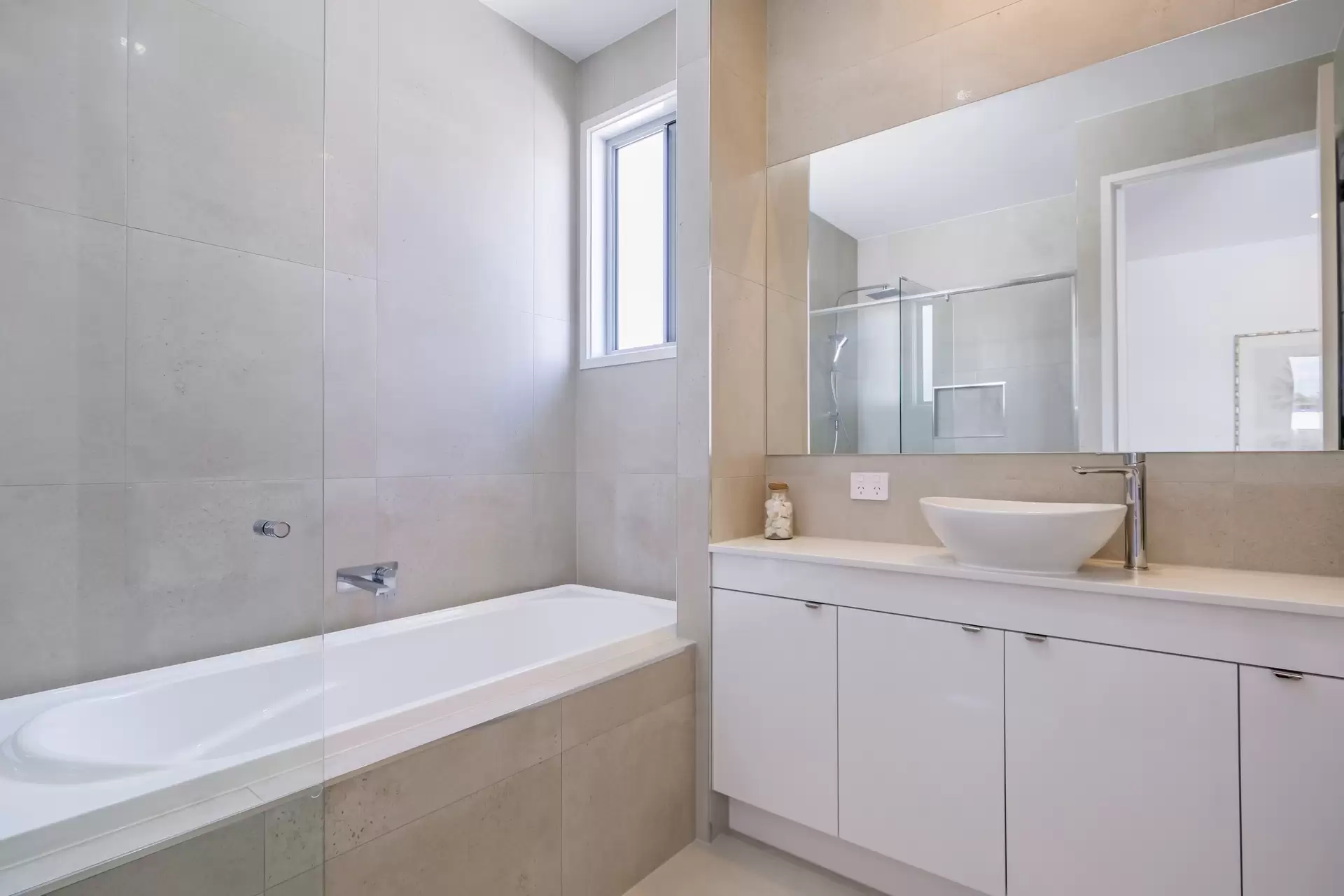 1/4 Sundew Street, Mudjimba Sold by Queensland Sotheby's International Realty - image 1