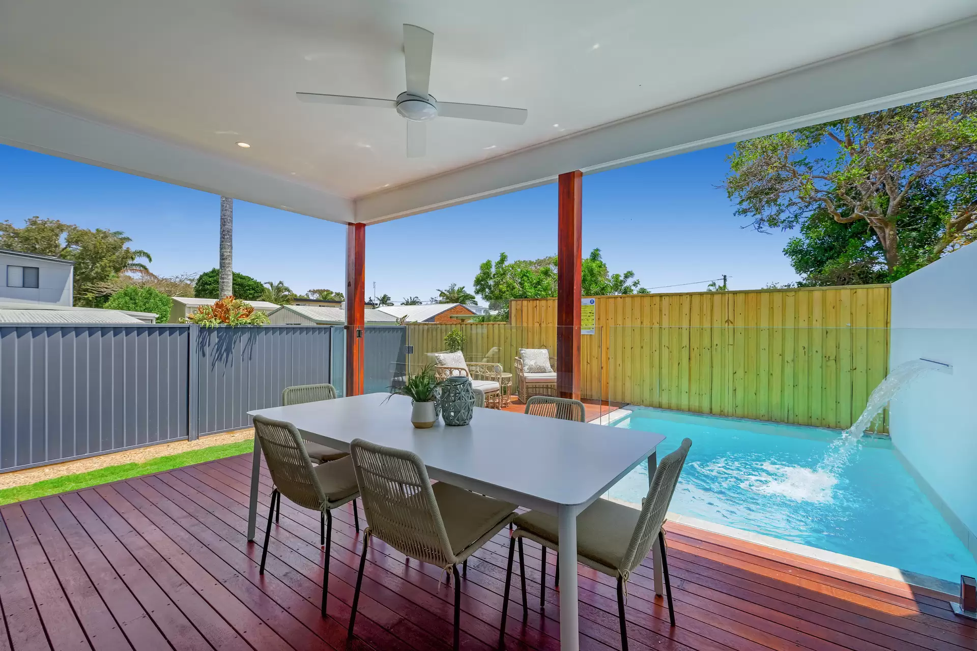 1/4 Sundew Street, Mudjimba Sold by  - image 1