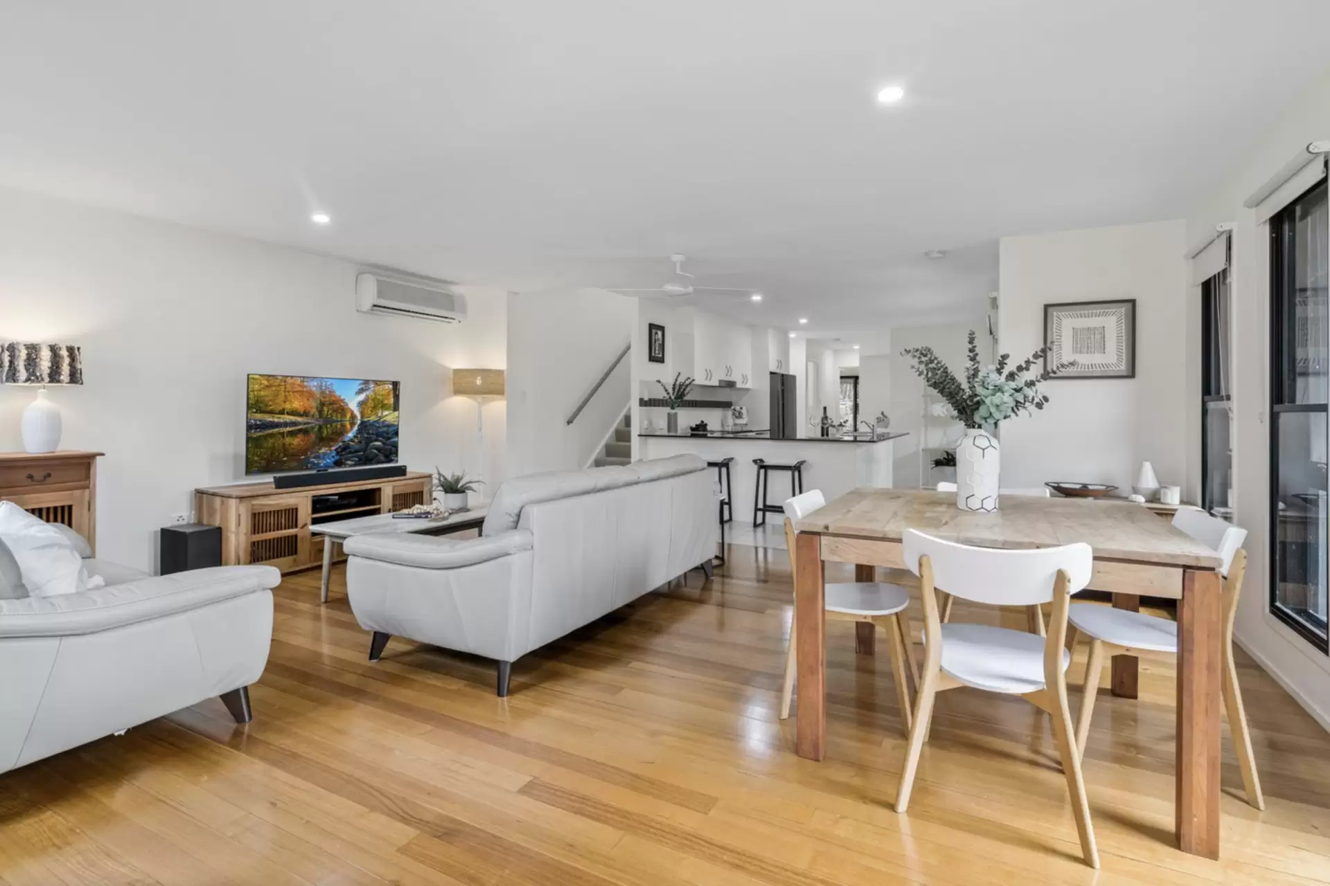 2/23 Catalina Drive, Mudjimba Sold by  - image 1